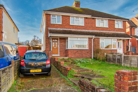 Meadow Road, Earley, Reading